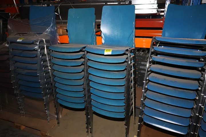 20 x Besucherstühle